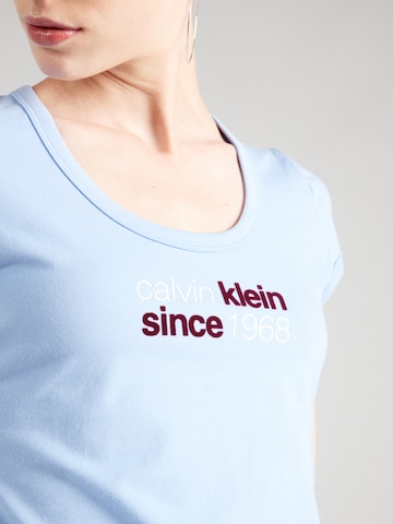 Tricou de la Calvin Klein Jeans pe albastru