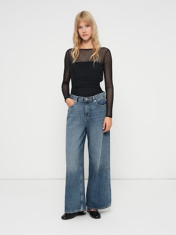 Abercrombie & Fitch Tričko – černá