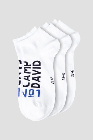CAMP DAVID Socks in White: front