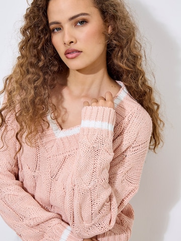 Apricot Cropped Cable Cricket Jumper ' ' in Pink