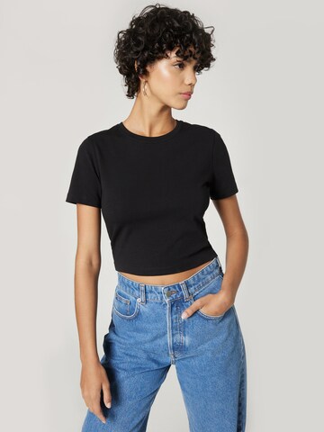 T-shirt 'Vivian' A LOT LESS en noir