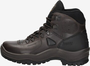 Bottes à lacets 'Sherpa' Grisport en marron : devant