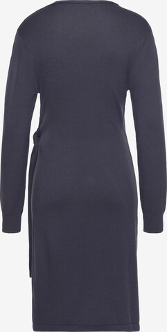 LASCANA Knitted dress in Grey