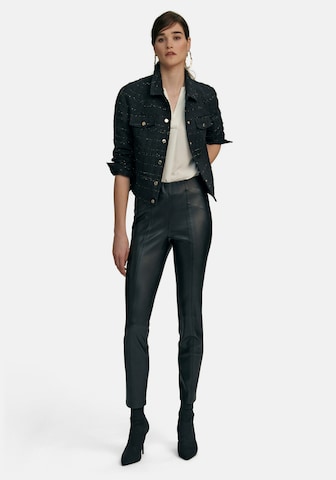 Laura Biagiotti Roma Slim fit Pants in Black