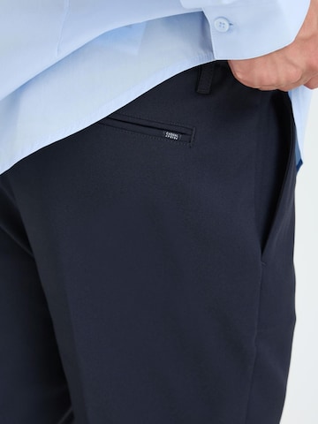 Casual Friday Zwężany krój Chinosy 'Marc' w kolorze niebieski