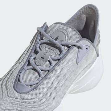 Baskets basses 'Adifom SLTN' ADIDAS ORIGINALS en gris