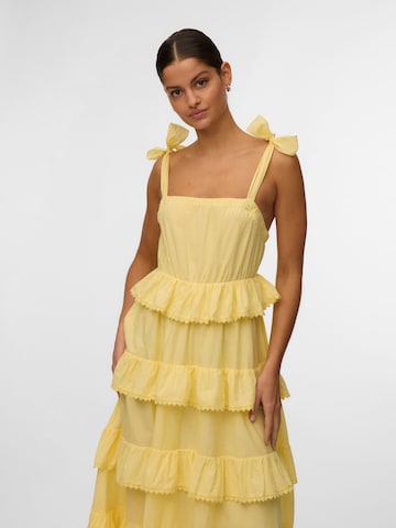 VERO MODA - Vestido 'VMDOLORES' en amarillo: frente