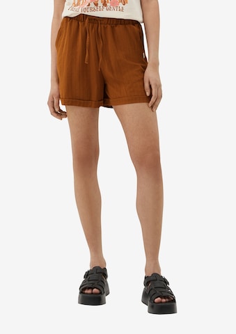 QS Regular Pants in Brown: front