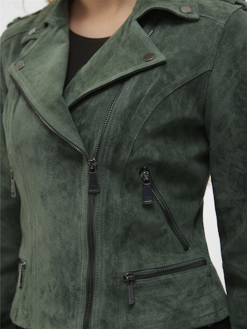 VERO MODA Between-Season Jacket 'ROYCE' in Green