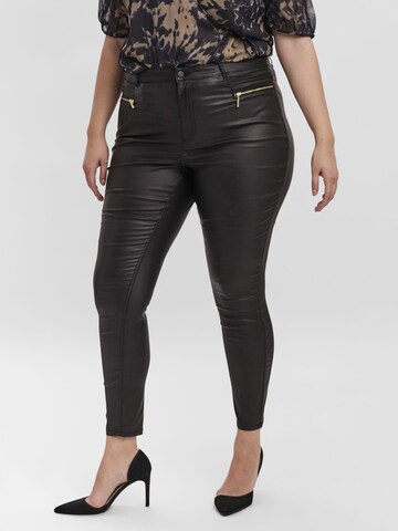 Regular Pantalon 'LOA' Vero Moda Curve en noir : devant