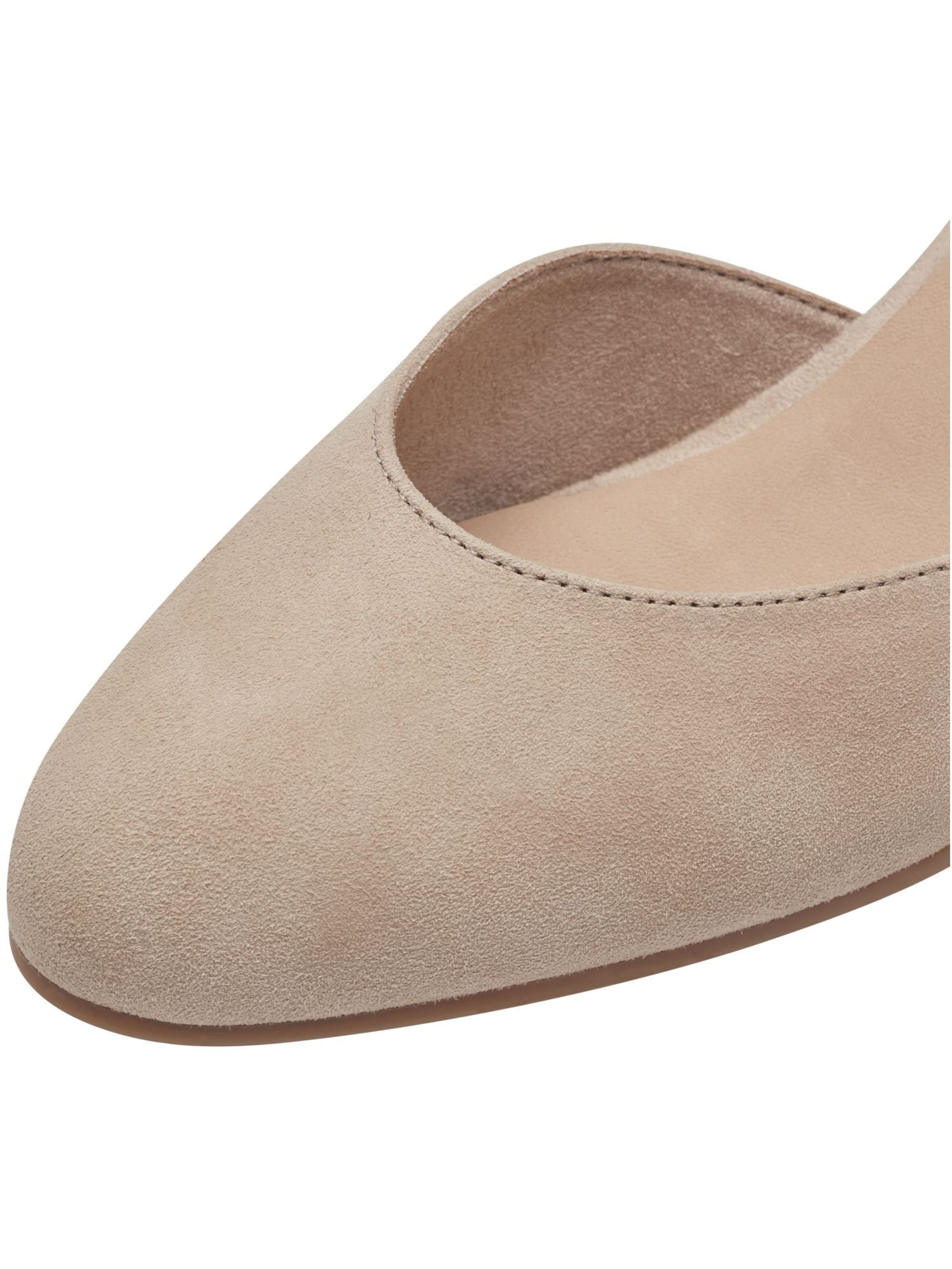 Tamaris Pumps in Beige
