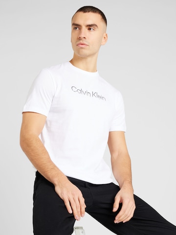 Calvin Klein Μπλουζάκι σε λευκό