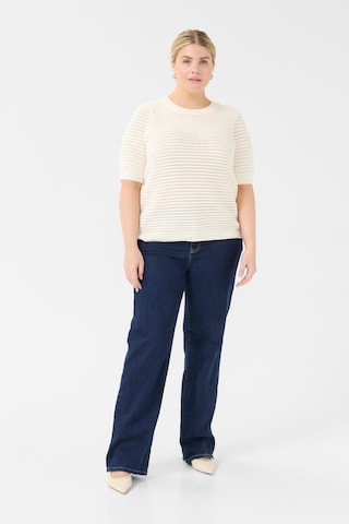KAFFE CURVE Sweater in White