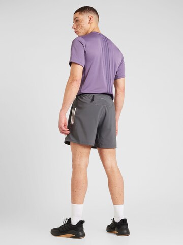 regular Pantaloni sportivi 'OTR B' di ADIDAS PERFORMANCE in grigio