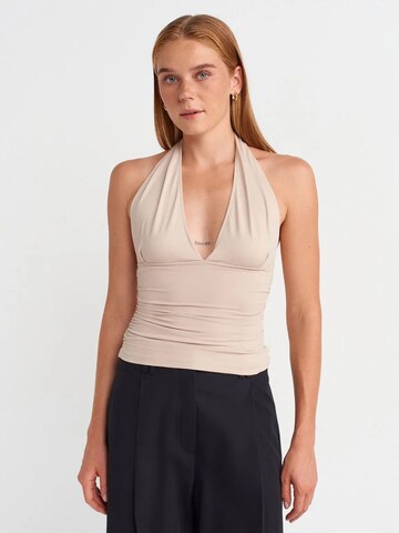 Dilvin - Blusa em bege: frente