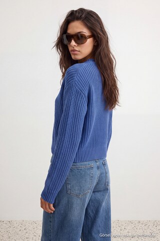 Trendyol Knit cardigan in Blue