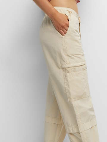 Pull&Bear Loose fit Cargo Pants in Yellow