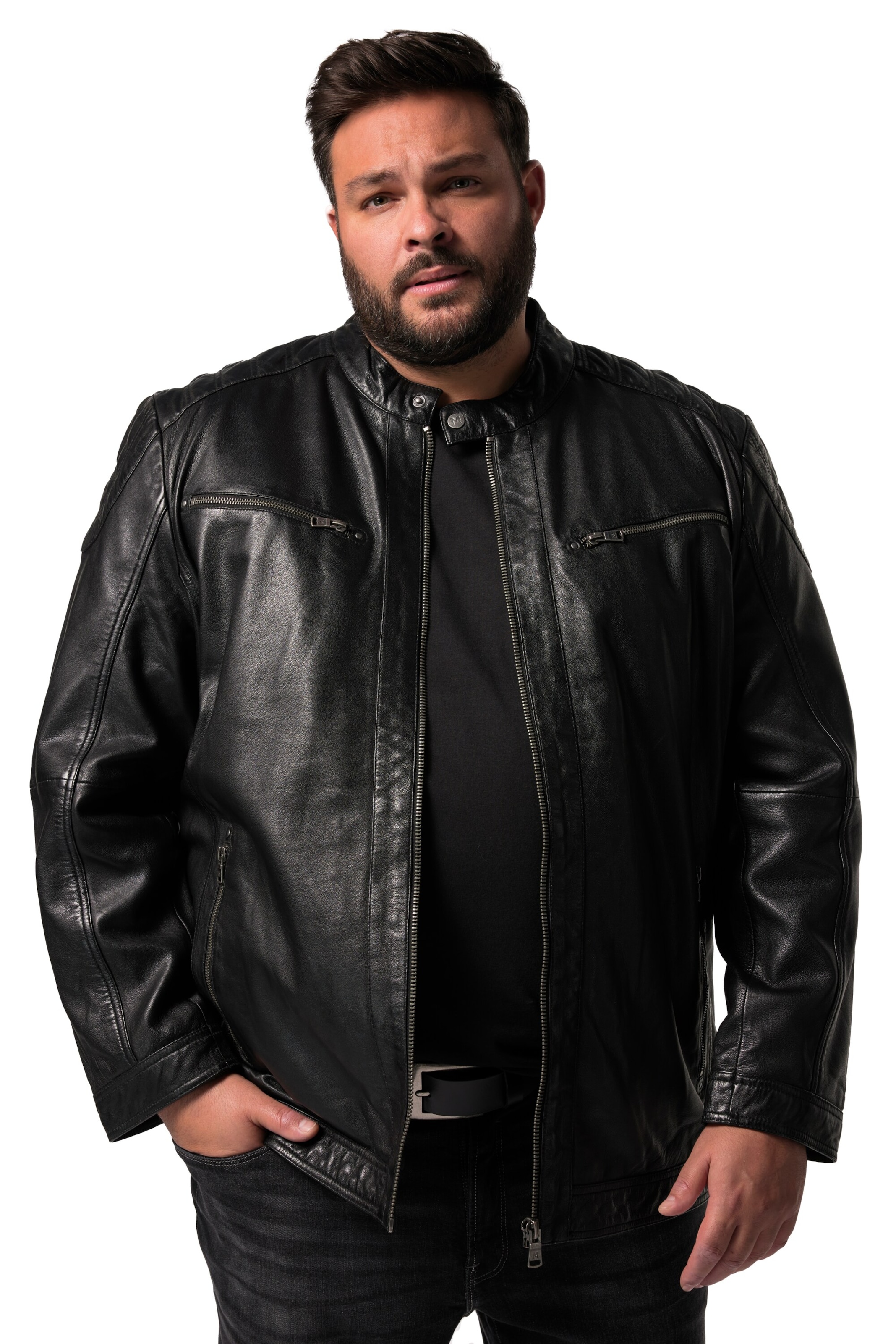 Men Plus Tussenjas in Zwart: voorkant