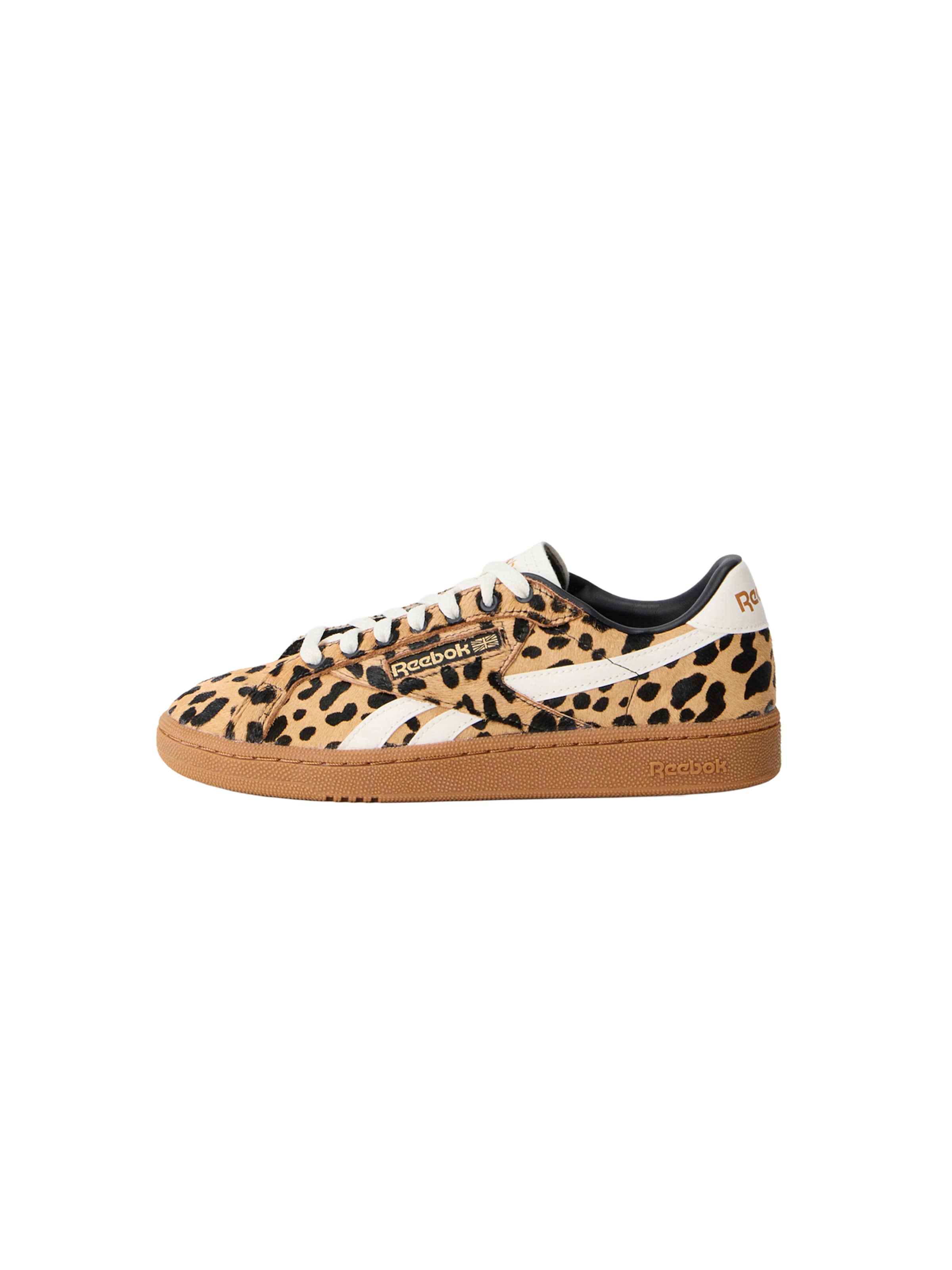 Reebok Låg sneaker 'CLUB C GROUNDS UK' i beige: framsida