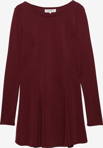 Abito di Pull&Bear in rosso: frontale