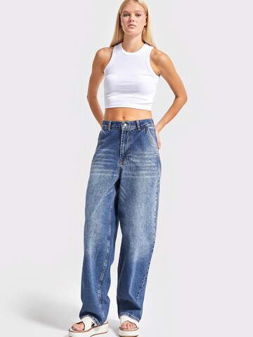 Wide Leg Jean 'NORA Skater Mid Rise Jeans' IT'S BASIC en bleu : devant