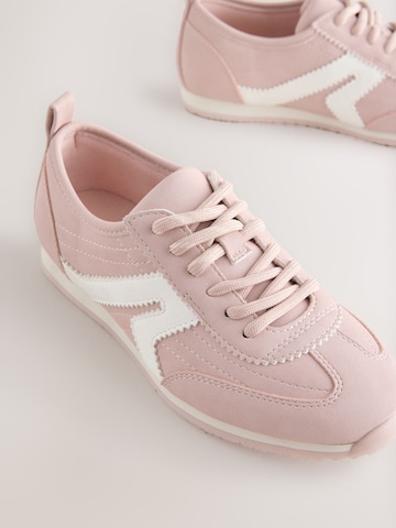 Next Sneaker in Pink