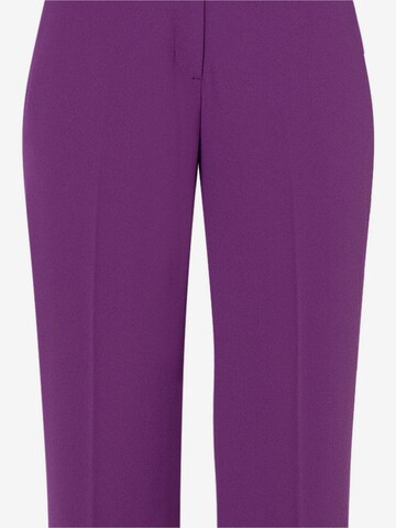 MORE & MORE Flared Pleated Pants in Purple