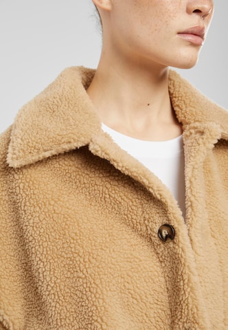 Urban Classics Jacke in Beige
