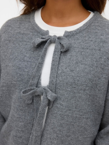 VERO MODA Knit cardigan 'BOOM' in Grey