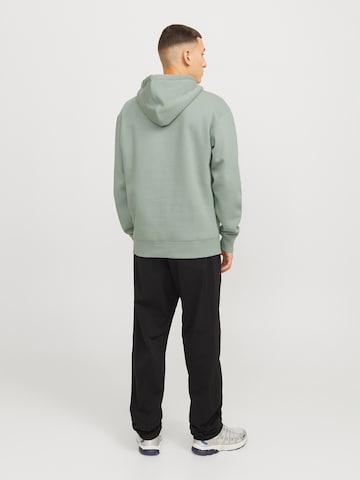 JACK & JONES Sweatshirt 'JJEStar' i grønn