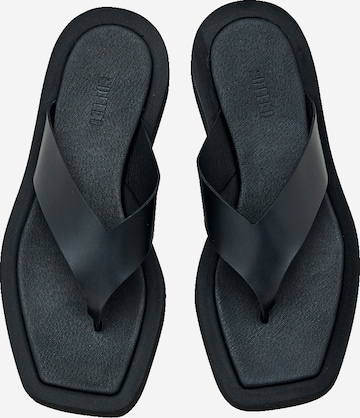 EDITED Flip-Flops 'Keana' i svart