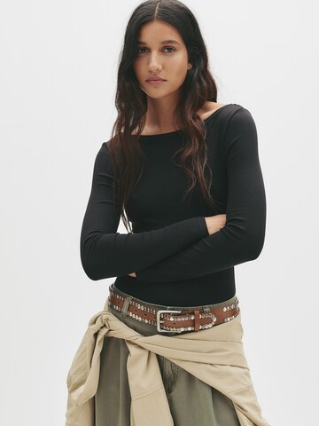 Pull&Bear Paitabody värissä musta: etupuoli