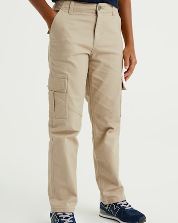 WE Fashion Regular Trousers in Beige: front