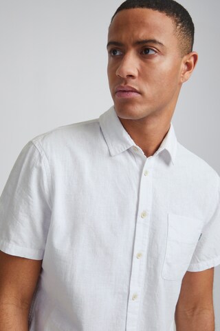BLEND - Ajuste regular Camisa en blanco