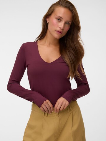 Maglietta di VERO MODA in rosso: frontale