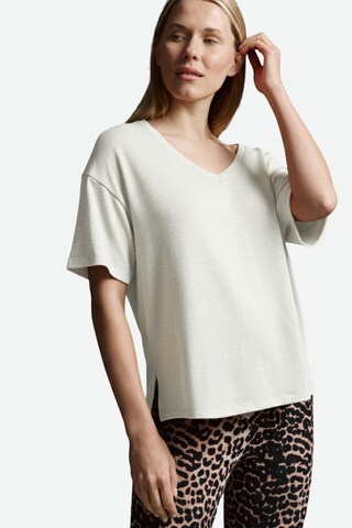 Cotton Candy Shirt in White: front