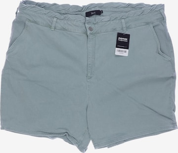 Zizzi Shorts in 7XL in Green: front