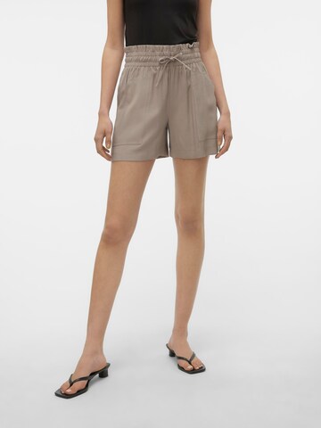 VERO MODA - regular Pantalón 'Carisa' en beige: frente