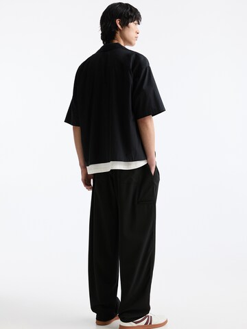 Pull&Bear Comfort Fit Hemd in Schwarz
