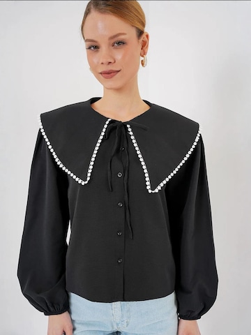 Bigdart Blouse in Black