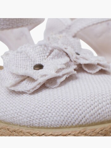 Pisamonas - Sandalias en blanco