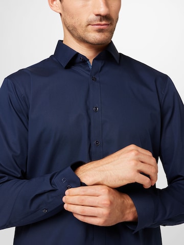 OLYMP - Ajuste estrecho Camisa de negocios 'No. 6 Six' en azul