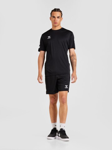 Completo per l'allenamento di Hummel in nero: frontale