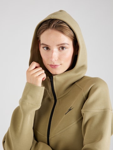 Nike Sportswear Sportjas 'TECH FLEECE' in Groen