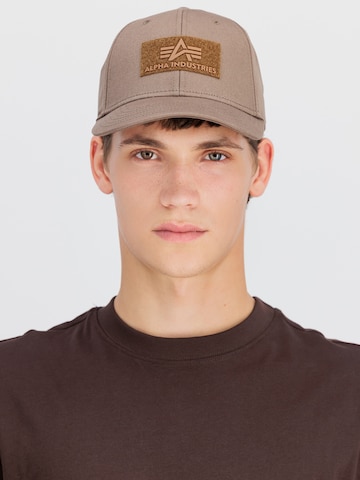 ALPHA INDUSTRIES Кепка в Бежевый