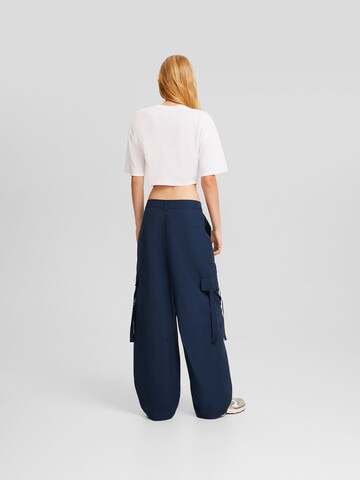 Bershka Wide leg Cargo trousers in Blue