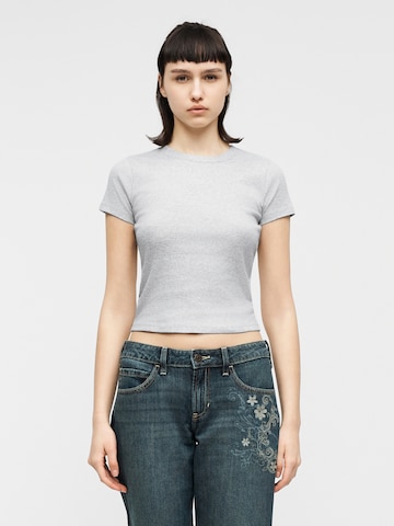 Tricou de la HOLLISTER pe gri: față