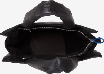 Geantă tip sac de la KARL LAGERFELD JEANS pe negru