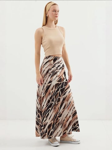 Bigdart - Saia em bege