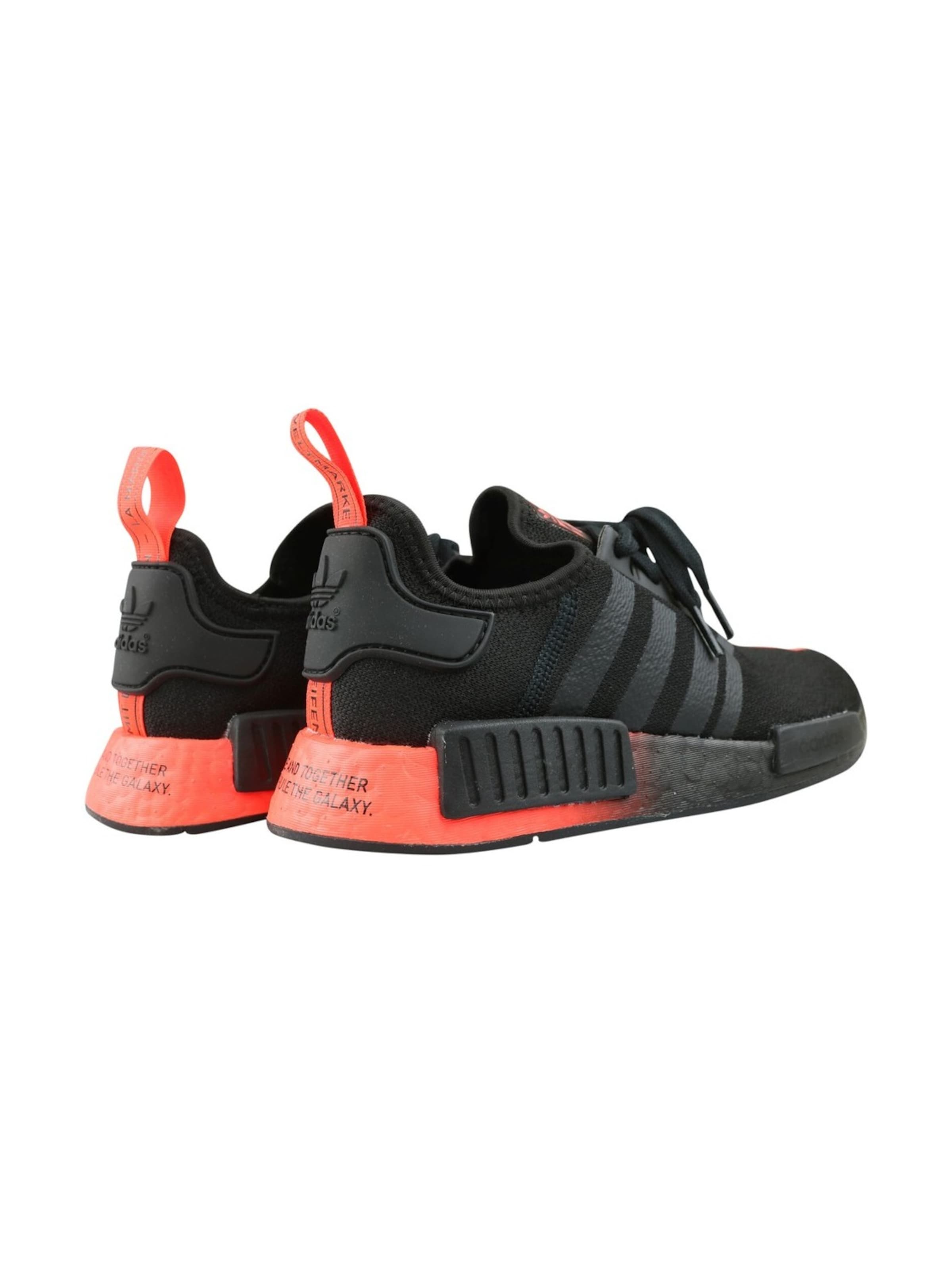 ADIDAS ORIGINALS - Zapatillas deportivas bajas 'NMD R1 Star Wars' en negro